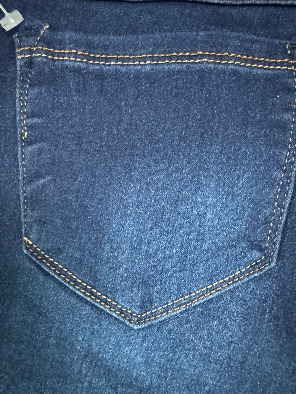 NWT 1822 Denim Women's Skinny Jeans in Deep Indigo Blue. Size 32 - Picture 4 of 9